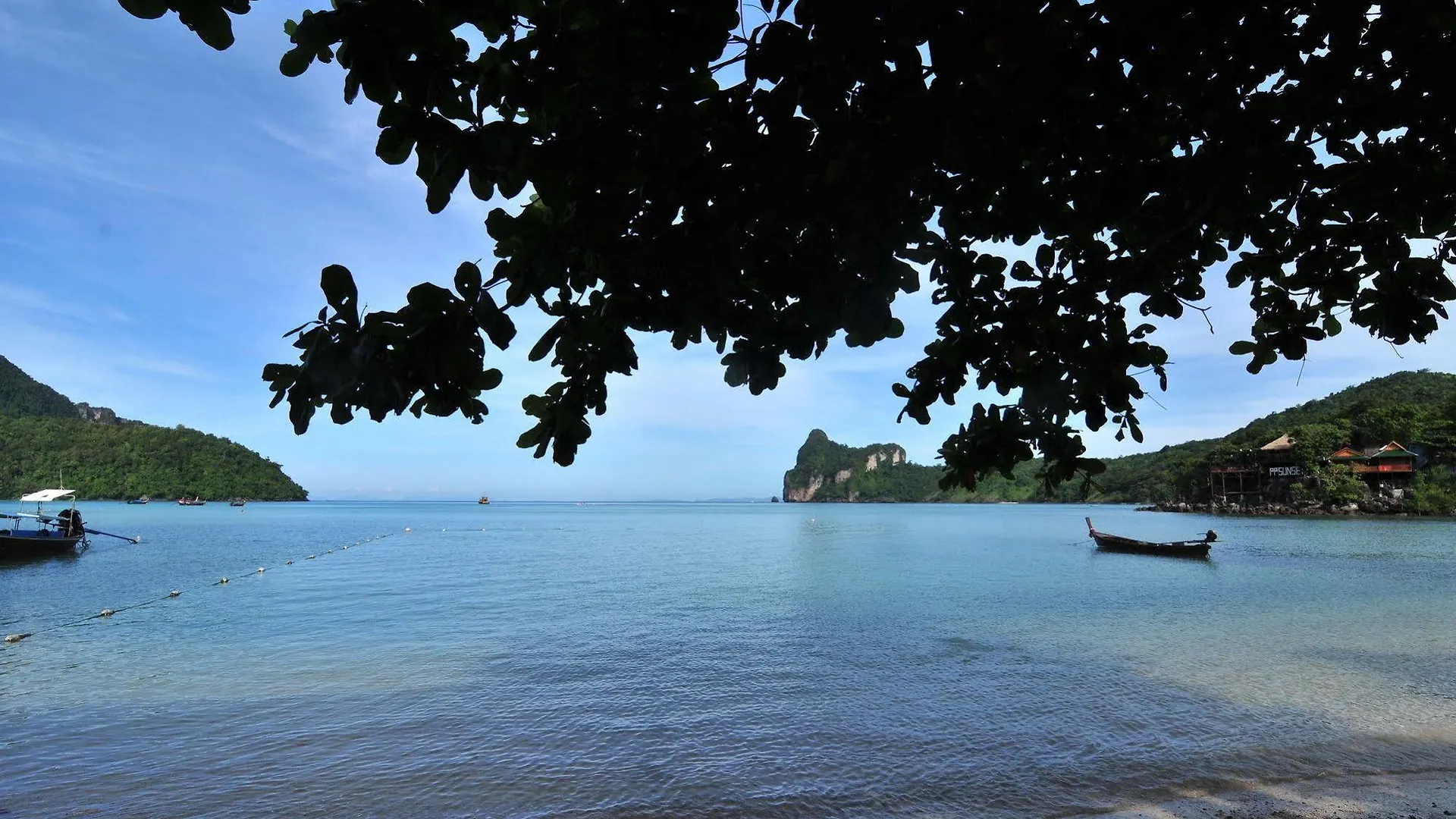 ** Hotel Dee Dee Beach House Phi Phi Don Thailand