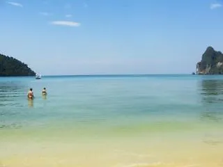 Dee Dee Beach House Islas Phi Phi Hotel